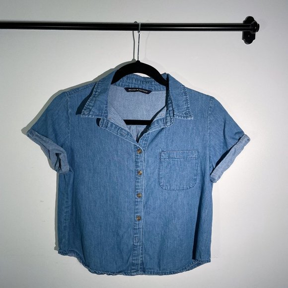 Brandy Melville | SHORT SLEEVE BUTTON UP - Picture 1 of 1
